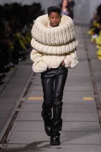 Alexander McQueen Fall 2024 Ready-to-Wear Collection at Milan Fashion Week