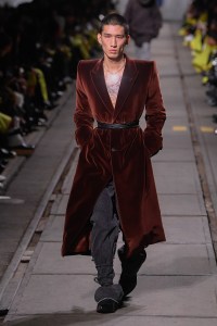 Alexander McQueen Fall 2024 Ready-to-Wear Collection at Milan Fashion Week