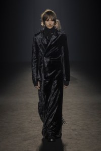 Ann Demeulemeester Fall 2024 Ready-to-Wear Collection at Paris Fashion Week