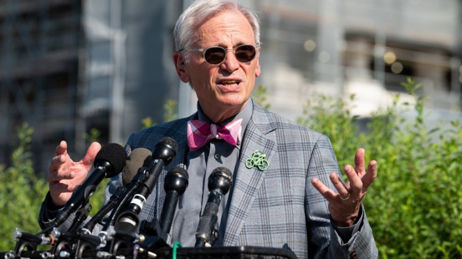 Rep. Earl Blumenauer (D-Ore.) spearheaded the launch of the Coalition to Close the De Minimis Loophole.