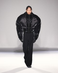 Chen Peng Fall 2024 Ready-to-Wear Collection at Paris Fashion Week