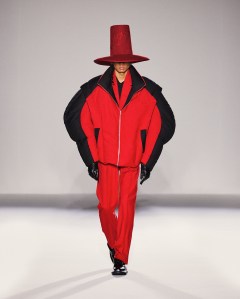Chen Peng Fall 2024 Ready-to-Wear Collection at Paris Fashion Week