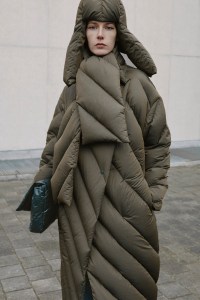 Christian Wijnants Fall 2024 Ready-to-Wear Collection at Paris Fashion Week