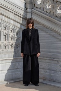 Dice Kayek Fall 2024 Ready-to-Wear Collection at Paris Fashion Week