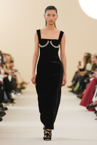 Giambattista Valli Fall 2024 Ready-to-Wear Collection at Paris Fashion Week