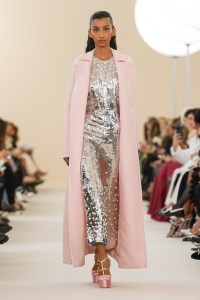 Giambattista Valli Fall 2024 Ready-to-Wear Collection at Paris Fashion Week