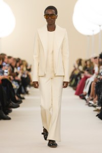 Giambattista Valli Fall 2024 Ready-to-Wear Collection at Paris Fashion Week