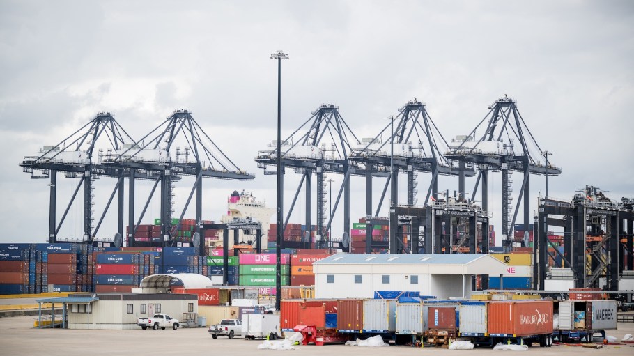 The Freight Logistics Optimization Works (FLOW) platform was designed so major American supply chain stakeholders can have real-time insight of port and inland network congestion and monitor unexpected cargo shifts caused by world events.