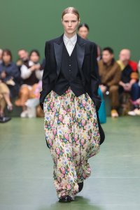 Loewe Fall 2024 Ready-to-Wear Collection at Paris Fashion Week