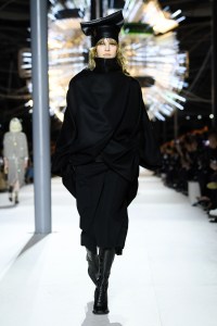 Louis Vuitton all 2024 Ready-to-Wear Collection at Paris Fashion Weekq