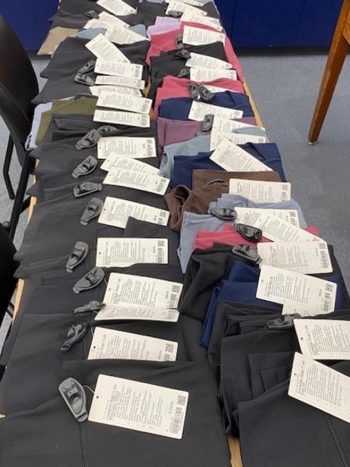 Thieves stole over 200 pairs of leggings from a Napa, Calif. Lululemon store.