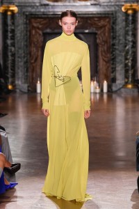 Victoria Beckham Fall 2024 Ready-to-Wear Collection at Paris Fashion Week