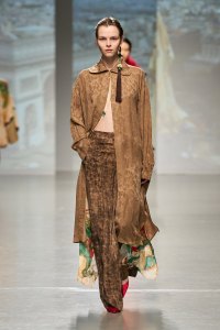 Vivienne Tam Fall 2024 Ready-to-Wear Collection at Paris Fashion Week