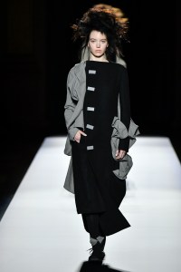 Yohji Yamamoto Fall 2024 Ready-to-Wear Collection at Paris Fashion Week