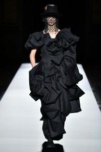 Yohji Yamamoto Fall 2024 Ready-to-Wear Collection at Paris Fashion Week