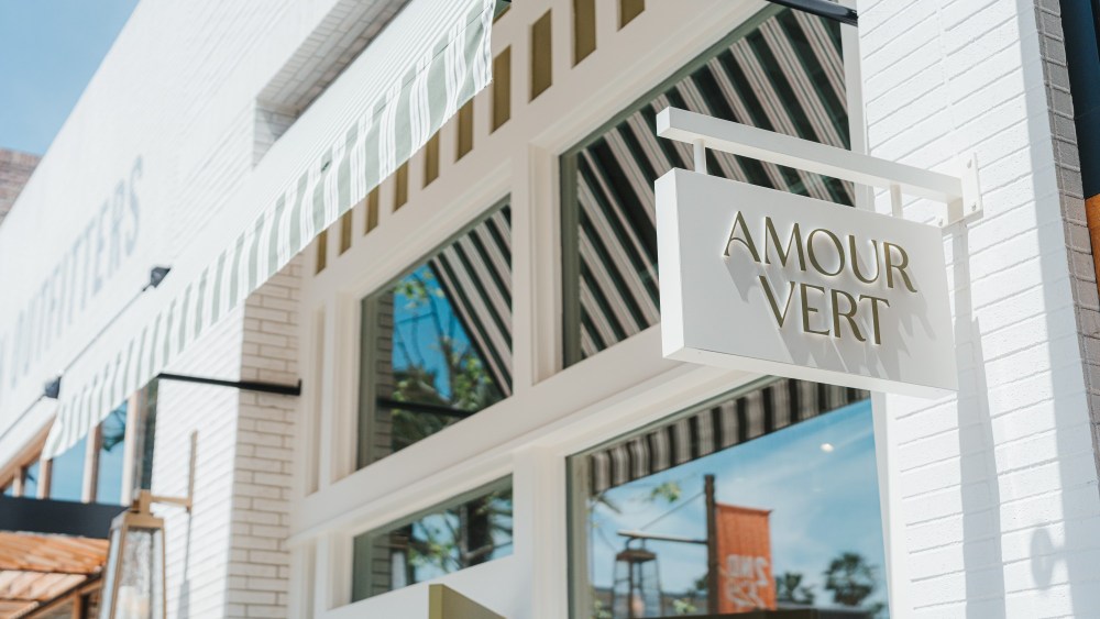 Amour Vert/Long Beach 04-24