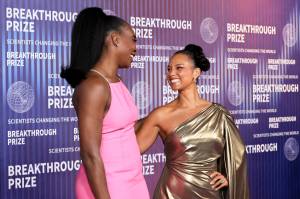 Venus Williams and Alicia Keys