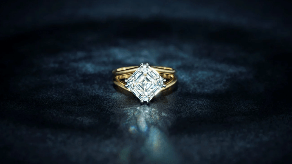 A ring by SkyDiamond