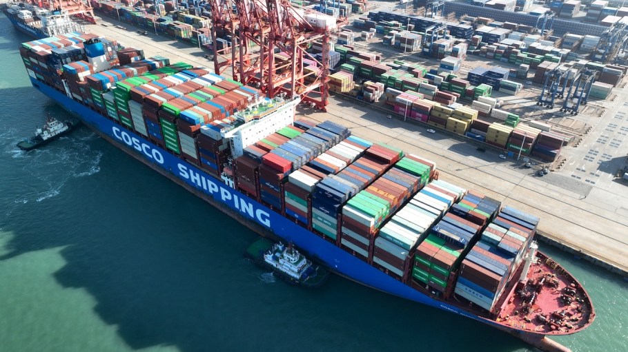 According to a petition from five unions, China has given its domestic shipbuilding industry unfair advantages by mandating the purchase and use of Chinese ships by Chinese state-owned shipping enterprises and state-owned oil companies.