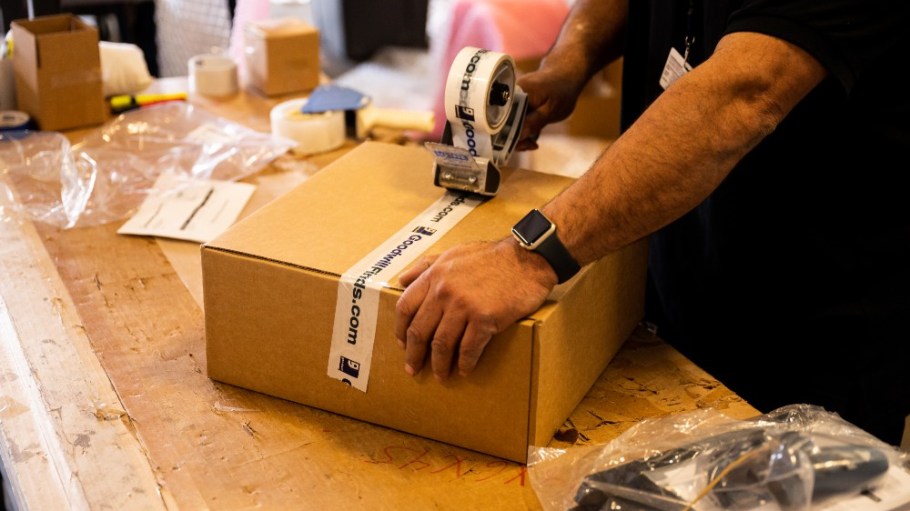 GoodwillFinds launches strategic partnership with technology providers Neatoscan and Upright Labs.