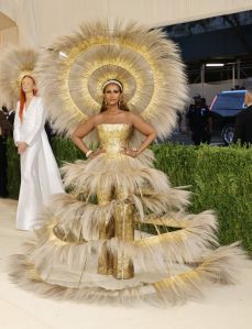 NEW YORK, NEW YORK - SEPTEMBER 13: Iman and designer Harris Reed attend The 2021 Met Gala Celebrating In America: A Lexicon Of Fashion at Metropolitan Museum of Art on September 13, 2021 in New York City. (Photo by Mike Coppola/Getty Images)