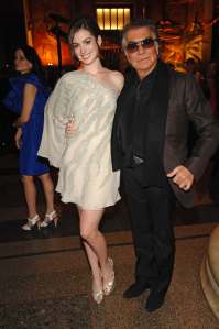 Anne Hathaway and Roberto Cavalli at the American Museum of Natural History's Winer Dance in 2008