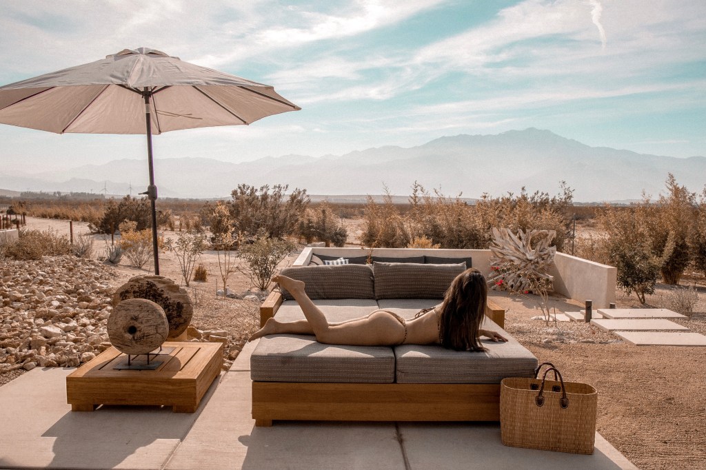 Colonics and Liquid Fasts in the Desert — Fashion’s Favorite Detox Spa Has a Glow Up