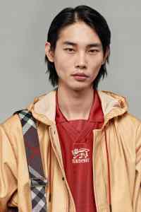Burberry Spring 2025 Ready-to-Wear Collection