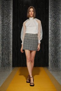 Cinq à Sept Resort 2025 Ready-to-Wear Collection