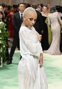 Doja Cat at the 2024 Met Gala: "Sleeping Beauties: Reawakening Fashion" held at The Metropolitan Museum of Art on May 6, 2024 in New York City.