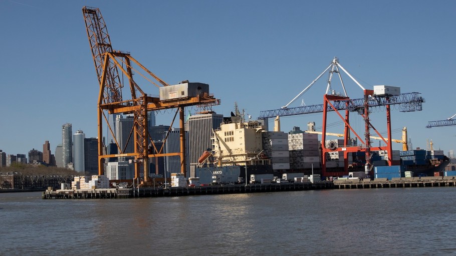 In a joint statement, the union and its port employers say tentative local contract negotiations are scheduled to be completed by May 17.