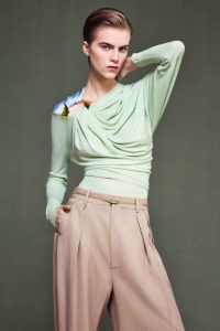 Victoria Beckham Cruise 2025 Ready-to-Wear Collection