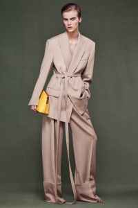 Victoria Beckham Cruise 2025 Ready-to-Wear Collection