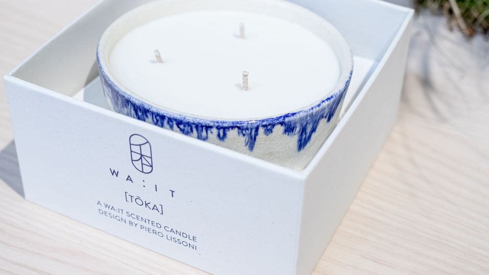 The Toka candle from Wa:it and designed by Piero Lissoni.
