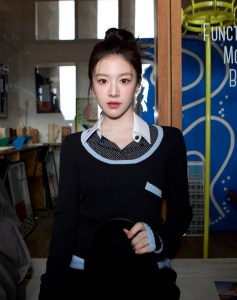 Go Yoon Jung at the Chanel Cruise 2024 show