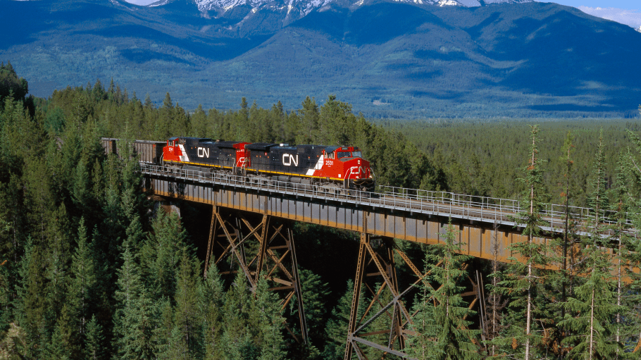 Maersk Preps Contingencies for Possible Canadian Rail Strike