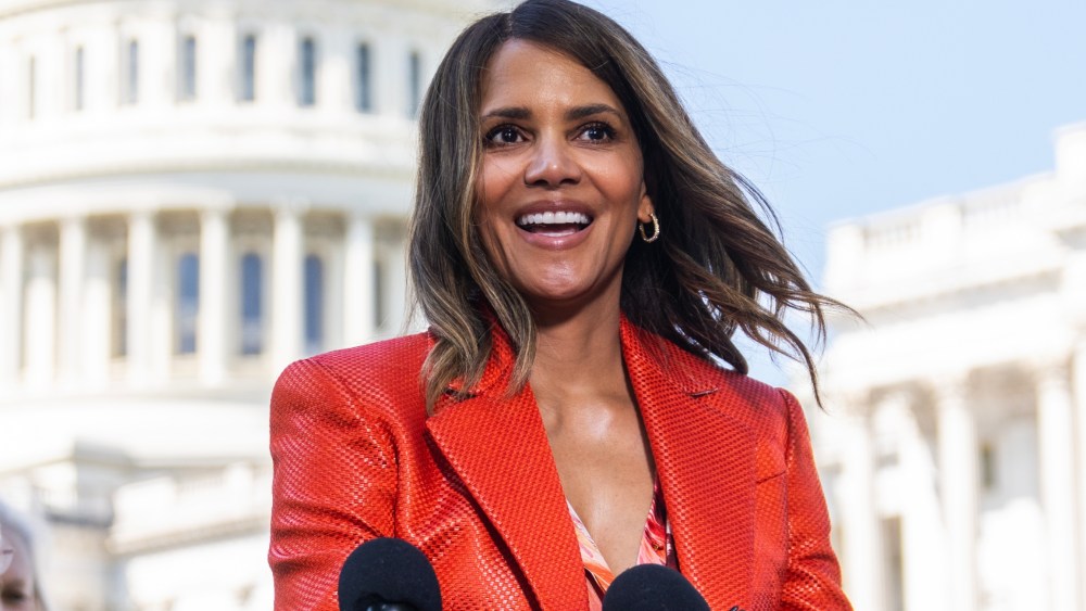 halle berry, washington dc, red roberto cavalli jacket blazer