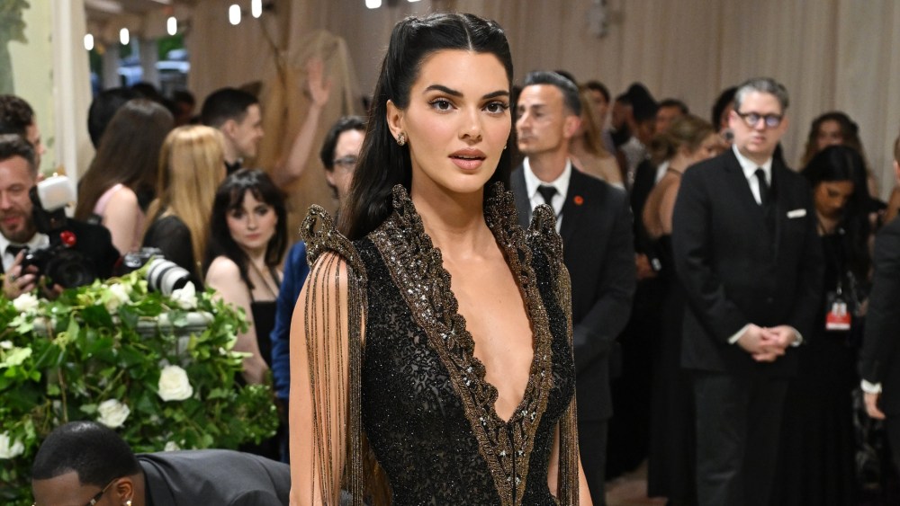 kendall jenner, met gala, givenchy vintage alexander mcqueen design