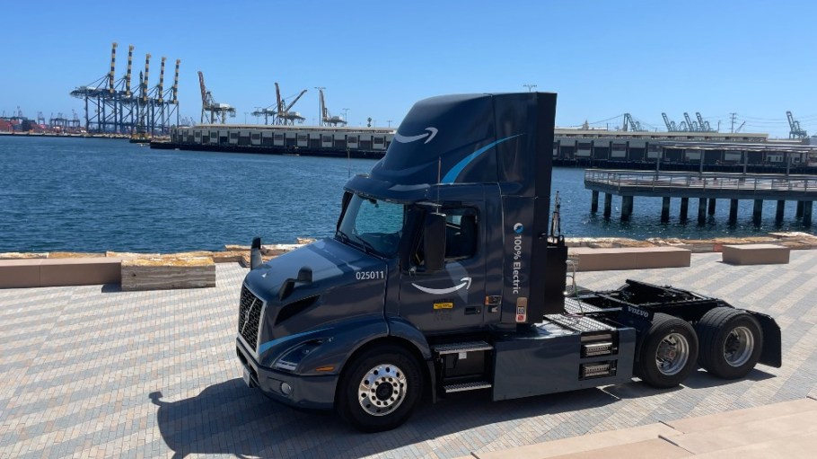 Amazon debuted its first drayage trucks at the Port of L.A. on Tuesday.