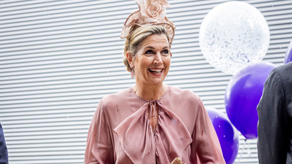 Queen Maxima of the Netherlands, natan dusty rose dress, amsterdam, Codam Coding College
