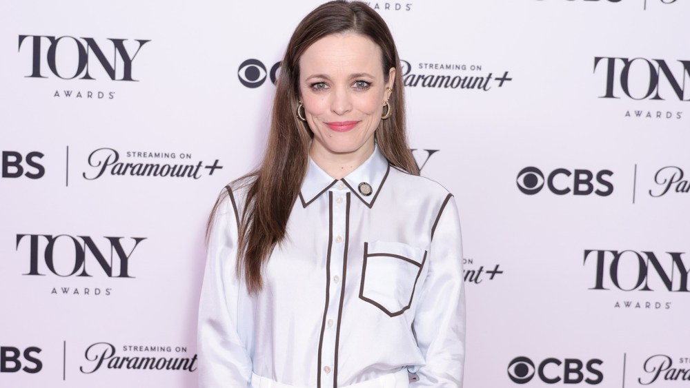 rachel mcadams, tony awards nomination, tory burch brigitte silk shirt