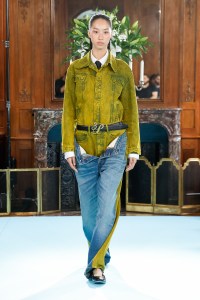 3.Paradis Spring 2025 Ready-to-Wear Collection at Paris Fashion Week