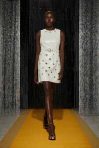 Cinq à Sept Resort 2025 Ready-to-Wear Collection