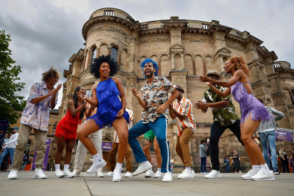 What to Expect for the Culture-thon the Edinburgh International Festival and Its Wilder Cousin,ย Fringe