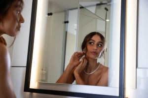 Getting Ready with Robyn Cara