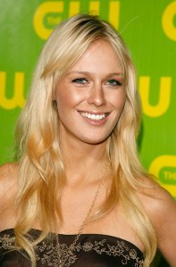 PASADENA, CA - JANUARY 19:  "America's Next Top Model" CariDee English arrives at The CW Network Winter TCA Party at the Ritz-Carlton Huntington Hotel on January 19, 2007 in Pasadena, California.  (Photo by Kevin Winter/Getty Images)