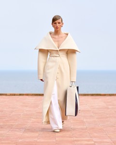 Jacquemus Fall 2024 Ready-to-Wear Collection