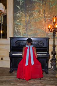 Lingua Franca Resort 2025 Ready-to-Wear Collection