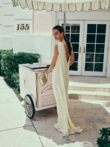 Monique Lhuillier Spring 2025 Ready-to-Wear Collection