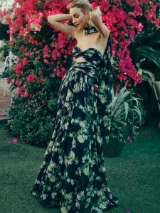 Monique Lhuillier Spring 2025 Ready-to-Wear Collection